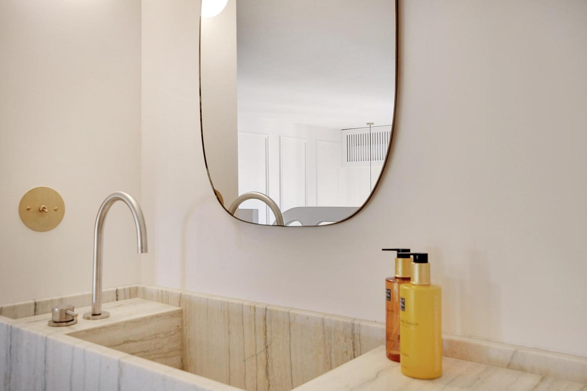 Oniri - Serviced Rue Furstenberg - Saint Germain * Paris